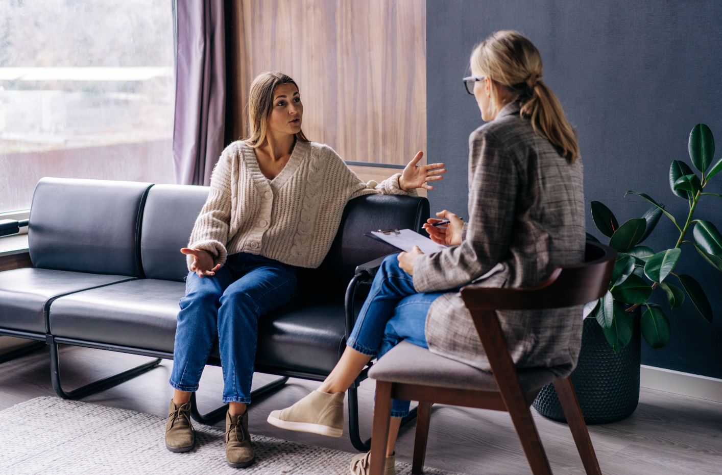 Manager and employee discussing sexual harassment prevention in the workplace
